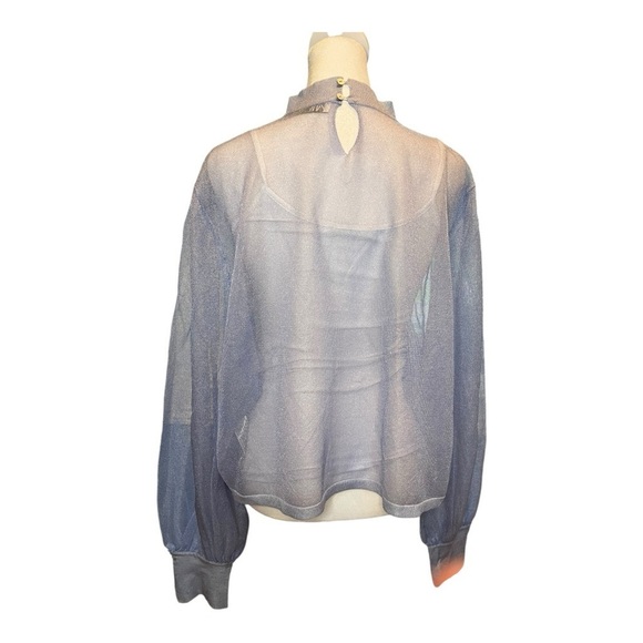 Zara NWOT Sheer Shimmering Long Sleeve Blouse in Lavender in Size Medium - Picture 3 of 10